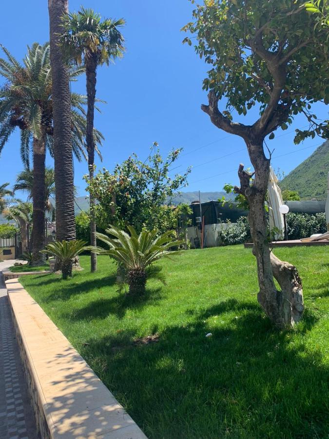 Villa Lucia Кастеламаре ди Стабия Екстериор снимка