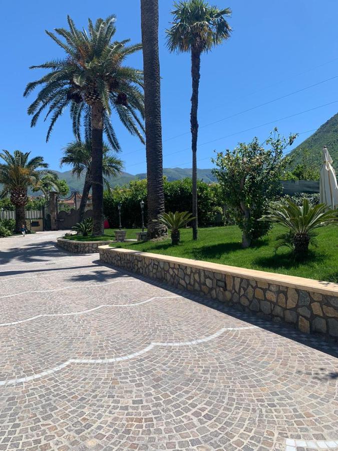 Villa Lucia Кастеламаре ди Стабия Екстериор снимка