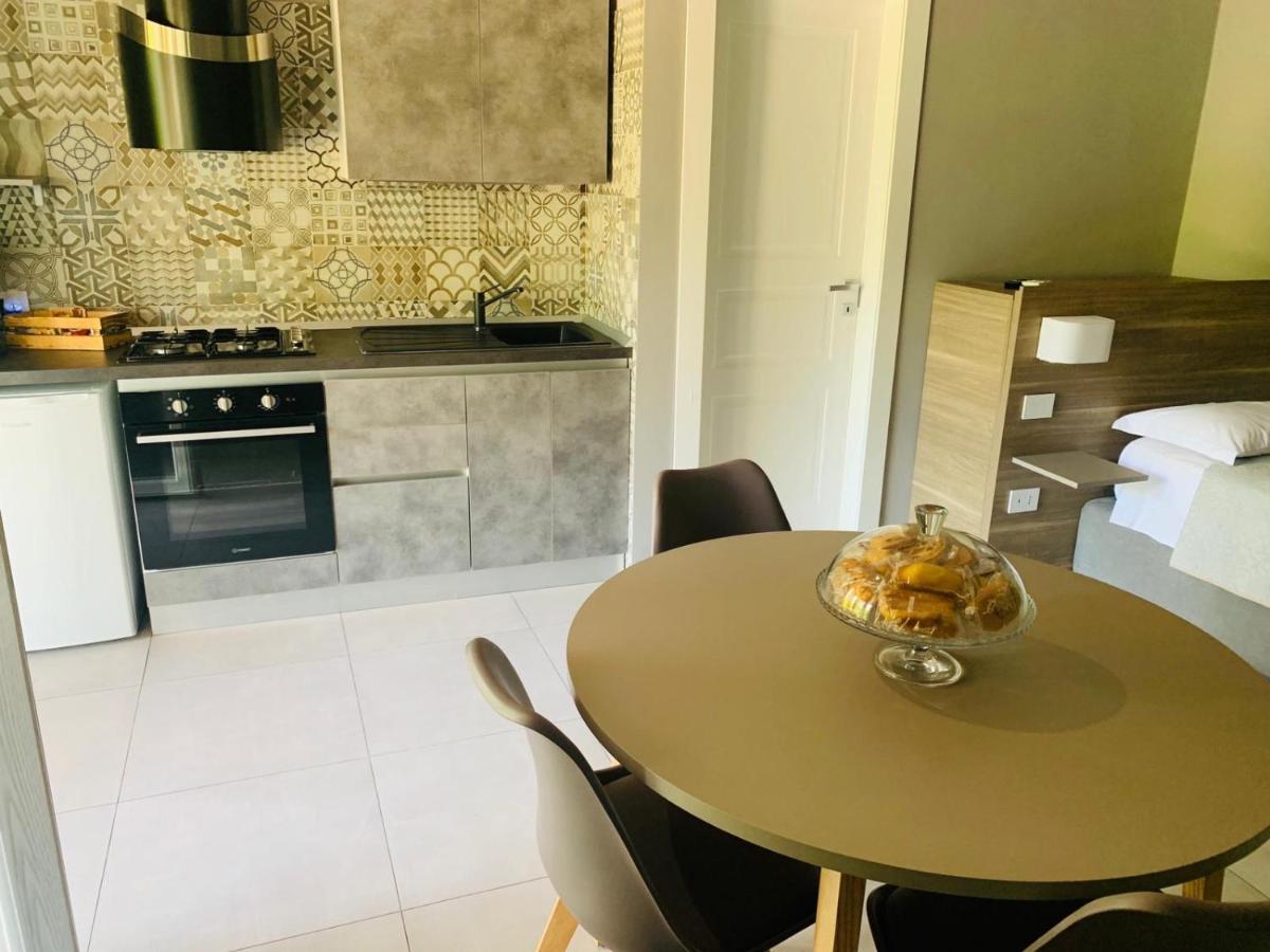 Villa Lucia Кастеламаре ди Стабия Екстериор снимка